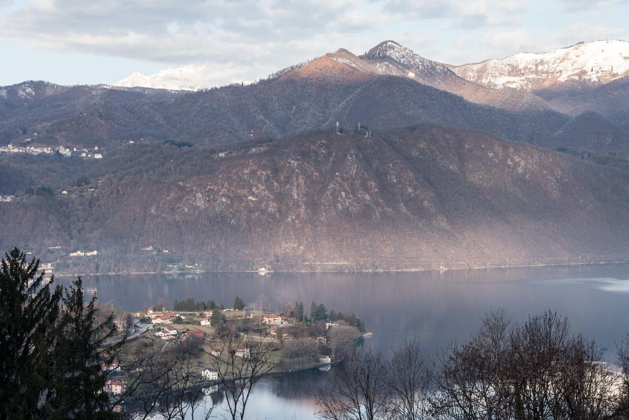 Lavanda E Rosmarino Miasino Bagian luar foto